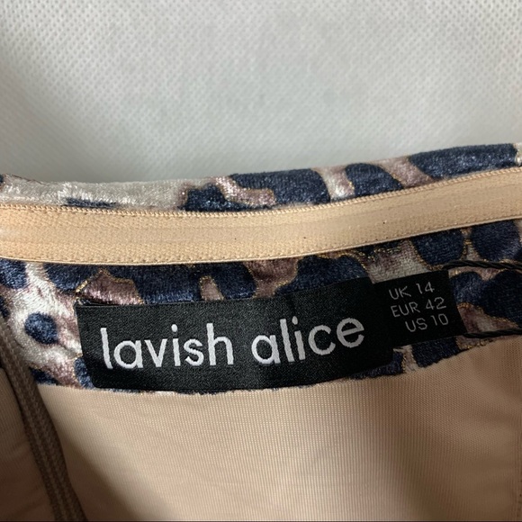 Lavish Alice Velvet Statement  Leopard Animal Print Midi dress - Picture 5 of 14